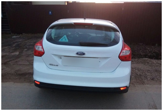 strip8-2_ford_focus_2012